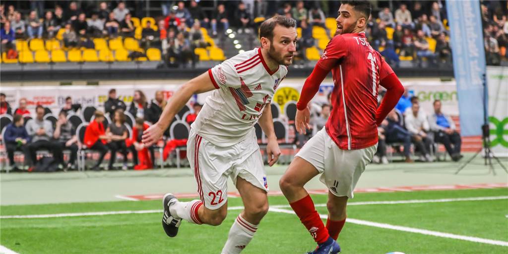 „Er hat die Mannschaft hängen lassen“: Rote Karte ärgert Bövinghausens Trainer noch immer „Er hat die Mannschaft hängen lassen“: Rote Karte ärgert Bövinghausens Trainer noch immer