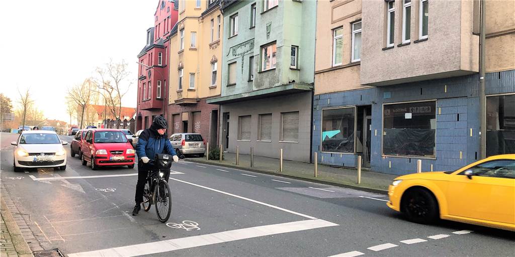 Poleposition für Radfahrer an Ampel-Kreuzungen: Gibt es bald mehr davon in Dortmund? Poleposition für Radfahrer an Ampel-Kreuzungen: Gibt es bald mehr davon in Dortmund?