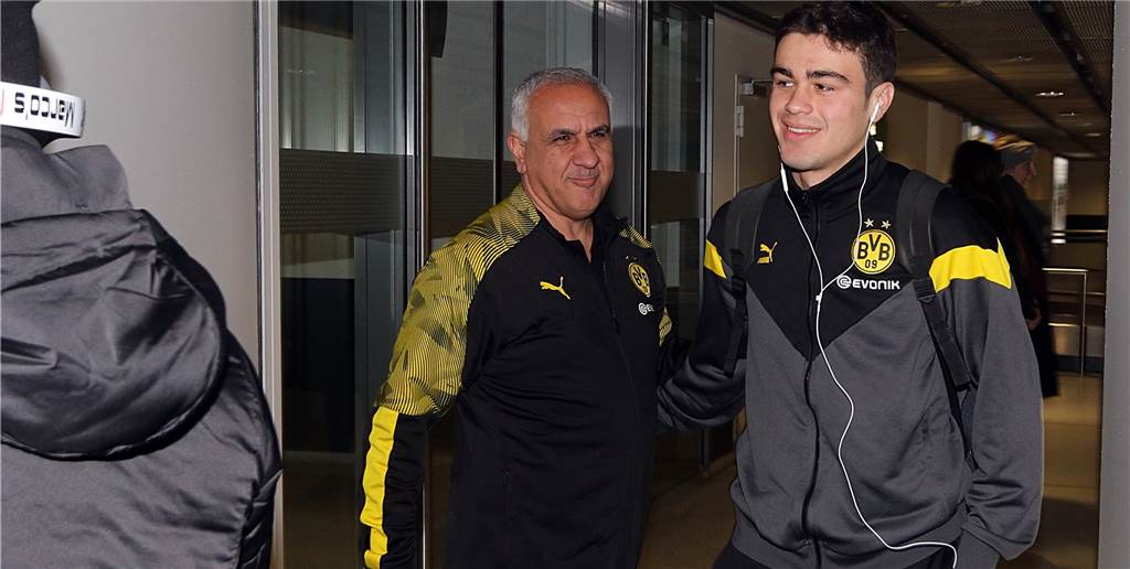 Das Bundesliga-Debüt des Giovanni Reyna - und warum der BVB nicht blind ist Das Bundesliga-Debüt des Giovanni Reyna - und warum der BVB nicht blind ist