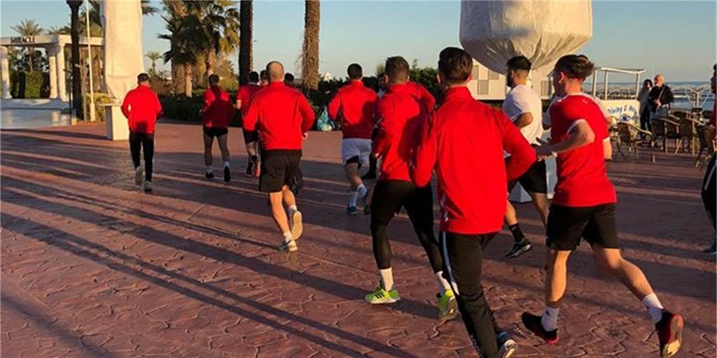 „Optimale Bedingungen“: So bereitet sich Türkspor Dortmund im Trainingslager in Antalya vor „Optimale Bedingungen“: So bereitet sich Türkspor Dortmund im Trainingslager in Antalya vor