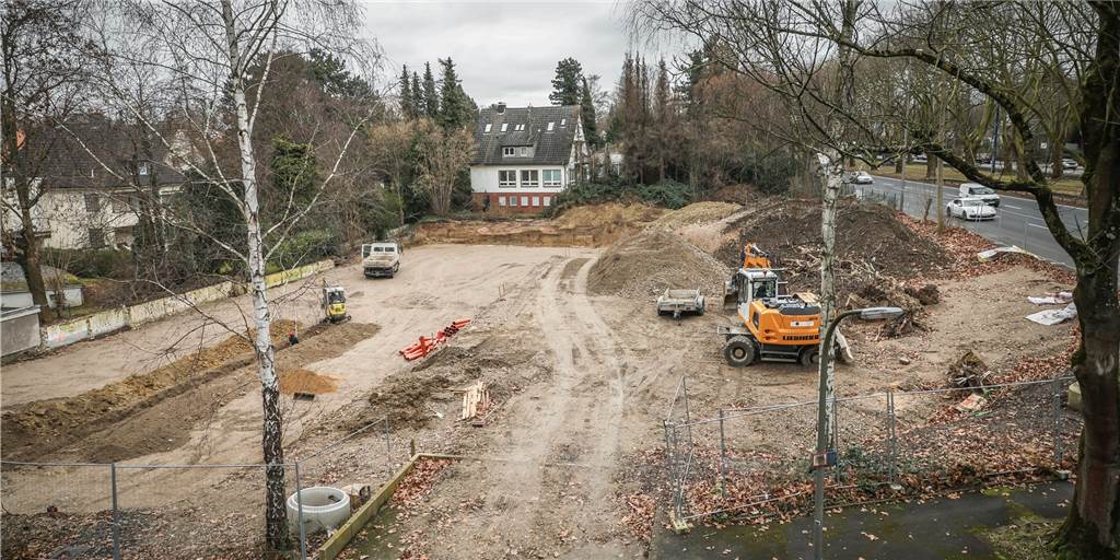 Hotel statt Schmuddelhaus an der B1: Investoren standen schon vor dem Absprung Hotel statt Schmuddelhaus an der B1: Investoren standen schon vor dem Absprung