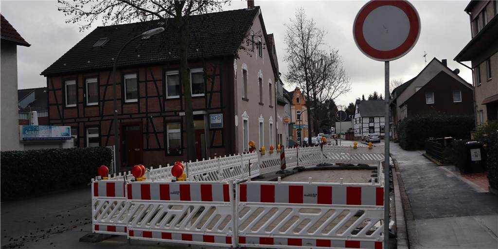 Am Westheck: Auf die Huckelpiste folgt eine Sackgasse Am Westheck: Auf die Huckelpiste folgt eine Sackgasse
