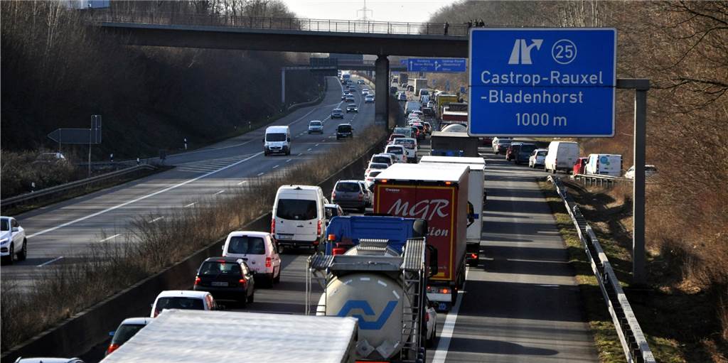 Castrop-Rauxel belegt „Spitzenplätze“ bei Staus auf den Autobahnen Castrop-Rauxel belegt „Spitzenplätze“ bei Staus auf den Autobahnen