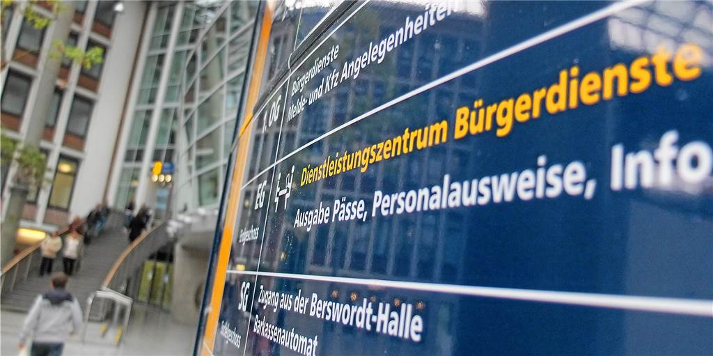 Keine langen Schlangen mehr bei den Bürgerdiensten – in zwei Monaten soll das Realität sein Keine langen Schlangen mehr bei den Bürgerdiensten – in zwei Monaten soll das Realität sein