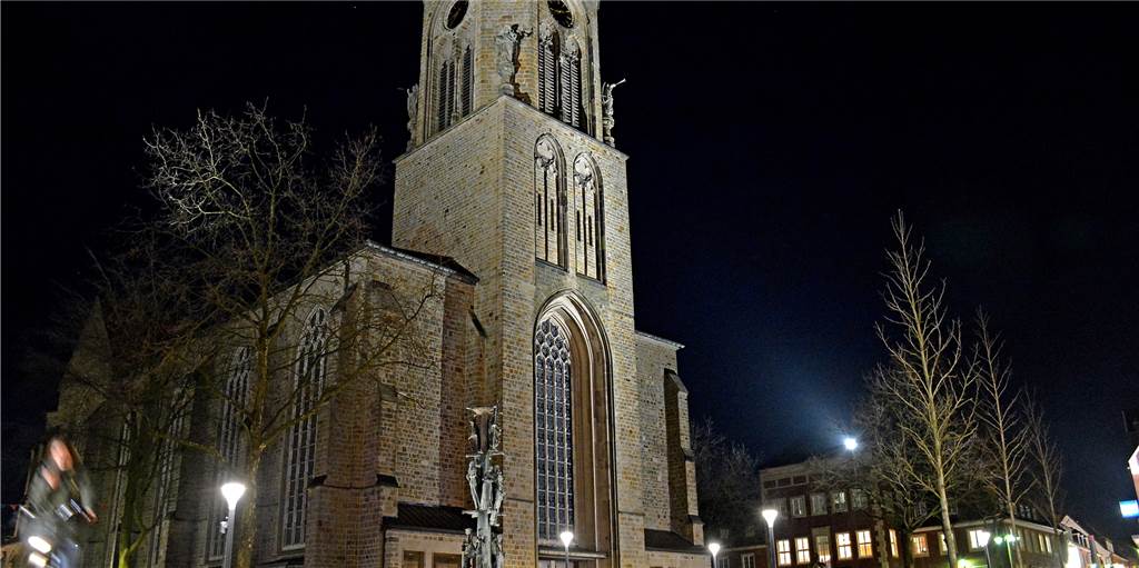 888 Stadtlohner Straßenlaternen sollen auf klimafreundliche LED-Technik umgerüstet werden 888 Stadtlohner Straßenlaternen sollen auf klimafreundliche LED-Technik umgerüstet werden