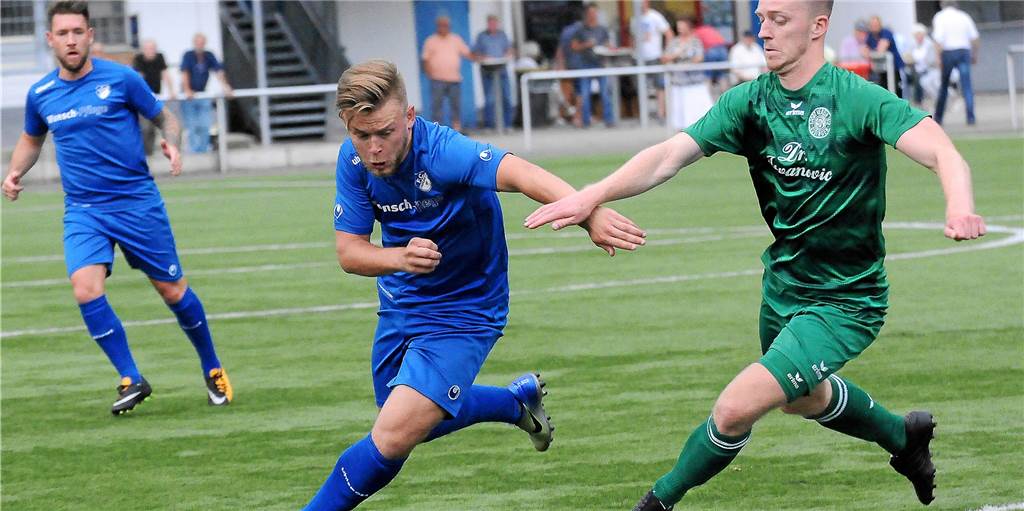 Kader des FC Frohlinde für die neue Saison füllt sich: Vier Zusagen und ein Top-Talent Kader des FC Frohlinde für die neue Saison füllt sich: Vier Zusagen und ein Top-Talent