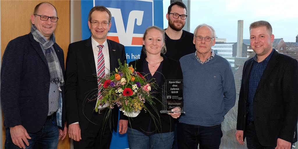 Futsal-Spielerin Laura Hoffmann holt den Titel und lässt die Konkurrenz hinter sich Futsal-Spielerin Laura Hoffmann holt den Titel und lässt die Konkurrenz hinter sich