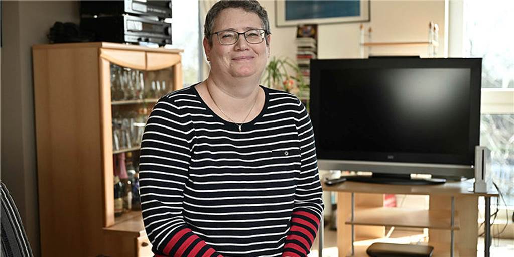 Massive Probleme mit Telefon, Internet und Fernsehen: Henrichenburgerin schimpft über Telekom Der Fernseher bei Catherina Bertrams bleibt fast immer schwarz. Verantwortlich dafür ist die Telekom.
