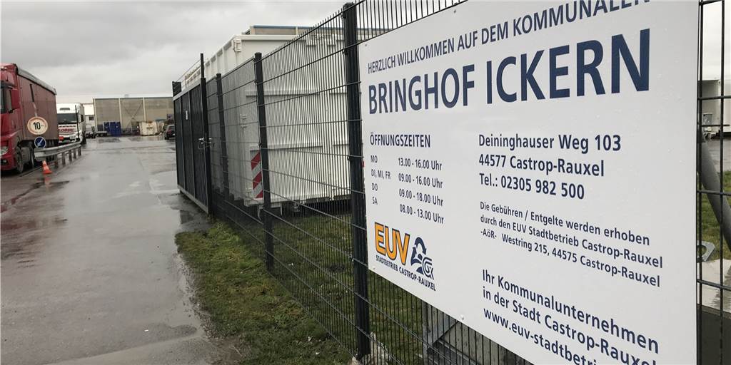 „Nie wieder EUV Bringhof!“: Viele Castrop-Rauxeler regen sich auf Der neue EUV-Bringhof auf dem Lobbe-Gelände am Deininghauser Weg ersetzt seit Anfang Januar den alten Recyclinghof in Pöppinghausen und sorgt für Aufruhr.