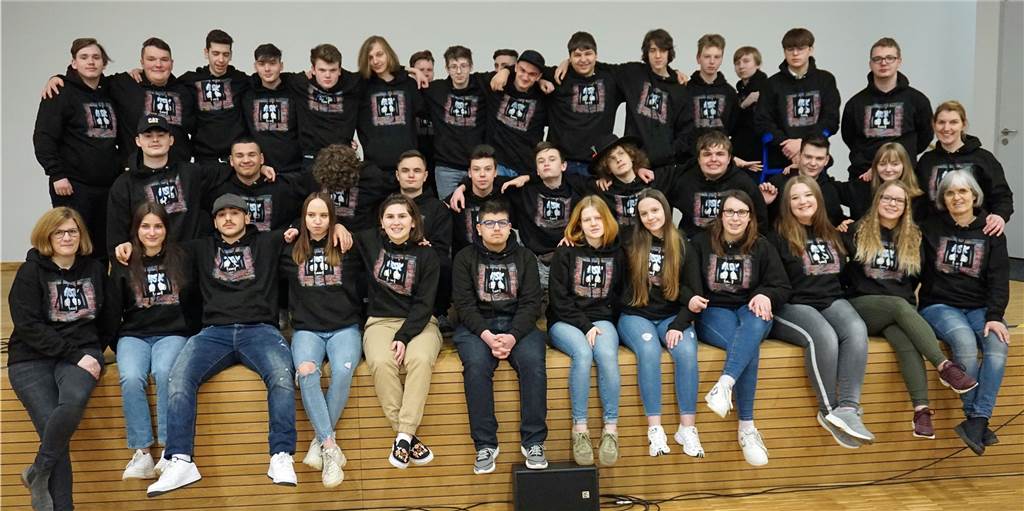 Die letzten Monate brechen an - Hauptschüler bereiten sich auf Abschied vor Letzter Jahrgang Hauptschule Kirchhellen