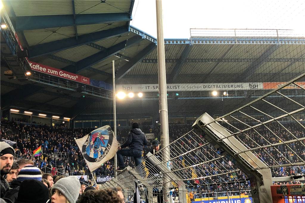 Mythos Arminia Bielefeld - und Amos Pieper mittendrin Mythos Arminia Bielefeld - und Amos Pieper mittendrin