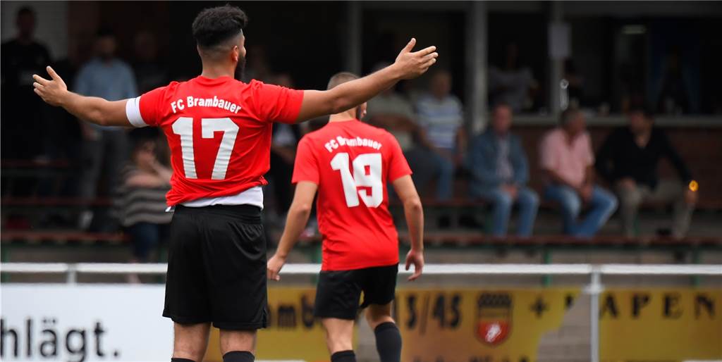 Spielabbruch: Beim FC Brambauer kicken Spieler, die der Trainer nicht einmal kennt Spielabbruch: Beim FC Brambauer kicken Spieler, die der Trainer nicht einmal kennt