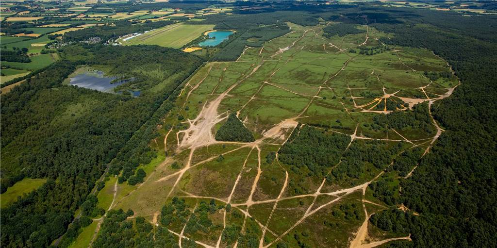 Schwerer Unfall: Illegale Motocross-Tour durchs Borkenberge-Gelände endete tragisch Bei einem verbotenen Ausflug durchs ehemalige Truppenübungsplatz-Gelände Borkenberge ist ein Crossfahrer schwer verletzt worden.