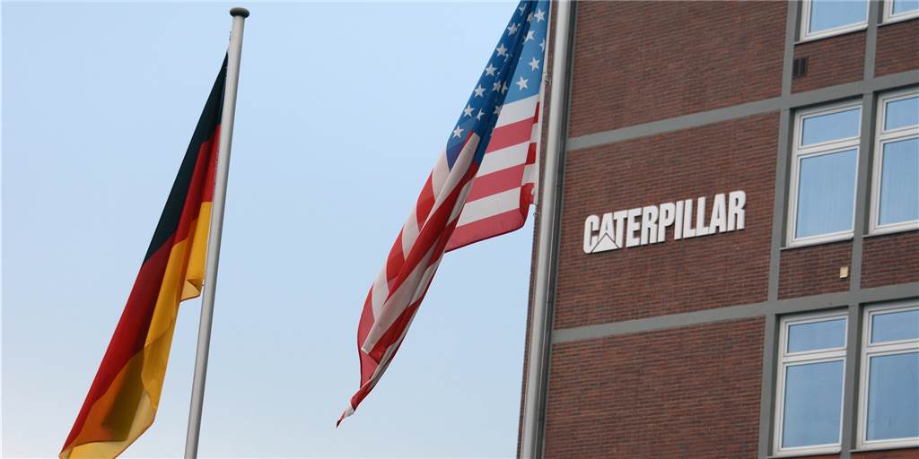 Caterpillar in Lünen schließt das komplette Werk - Bürgermeister: „Bittere Entscheidung“ Werkseinfahrt von Caterpillar in Wethmar - das Werk wird schließen.