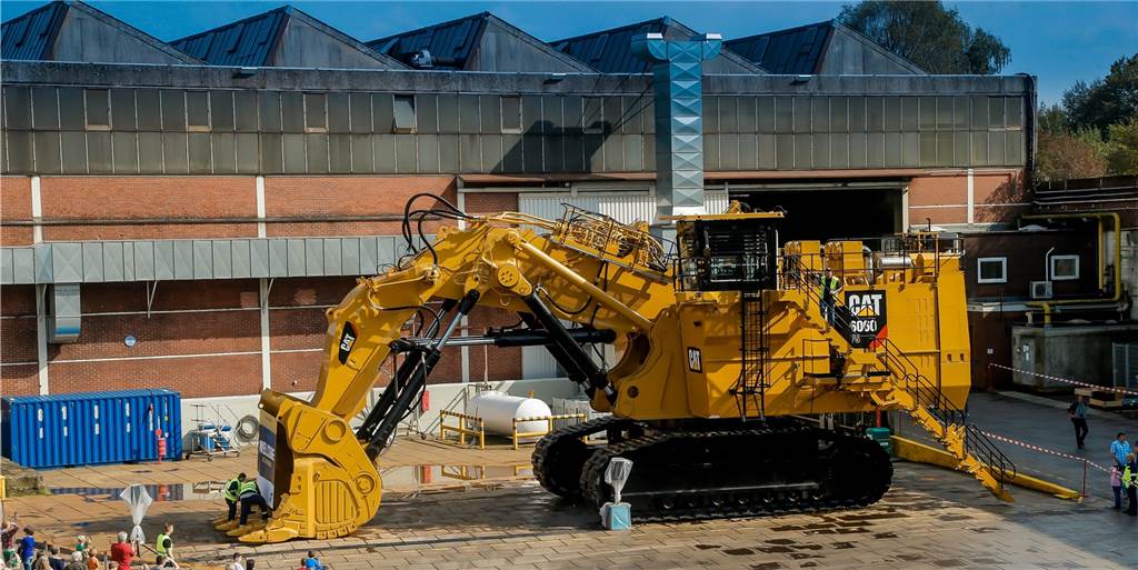 Caterpillar schließt überraschend Werk in Dortmund - Trotz 40-Millionen-Euro-Investition Caterpillar schließt überraschend Werk in Dortmund - Trotz 40-Millionen-Euro-Investition
