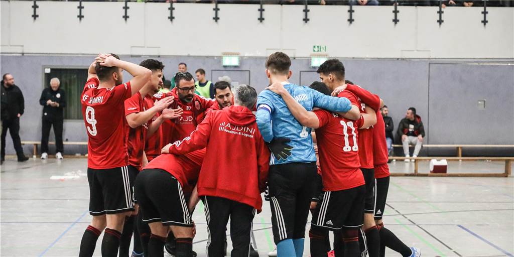 Hattrick in vier Minuten und Kampfansage: Sharri II will hoch - trotz neun Zählern Rückstand Bei der zweiten Mannschaft von KF Sharri gelang einem Kicker Außergewöhnliches.