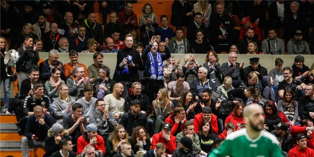 Nach dem Ausschluss: Klubs dürfen sich nicht beschweren, das Verhalten der Fans war unwürdig Die Stimmung bei der Hallenstadtmeisterschaft macht das Turnier aus. Doch zuletzt wurde eine Grenze überschritten.