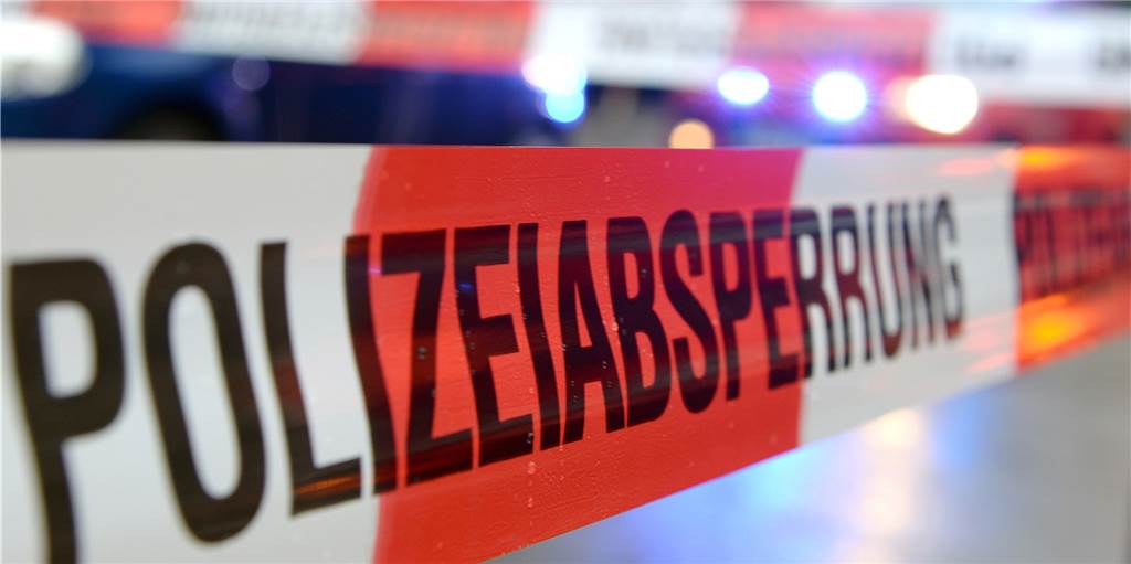 Tötungsdelikt in Dortmund-Wickede: Hat eine 34-Jährige ihren Freund erstochen? Tötungsdelikt in Dortmund-Wickede: Hat eine 34-Jährige ihren Freund erstochen?