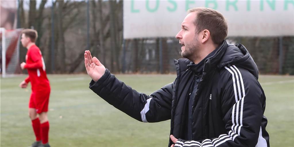 Mathe-Promovent und Dauerläufer beim Kirchhörder SC: Ich arbeite gerne für andere Sascha Rammel freut sich, solch einen zuverlässigen Mittelfeldspieler in den eigenen Reihen zu haben.