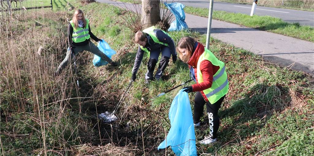 Über 200 Helfer waren am Samstagvormittag beim Umwelttag aktiv.