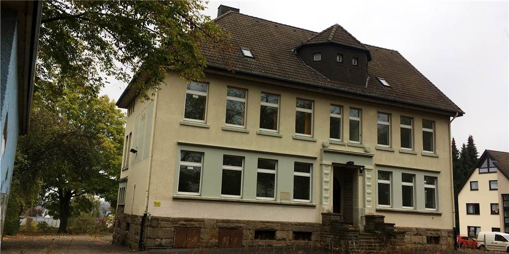 Die Loh-Grundschule in Dortmund steht seit Jahren leer, wird aber 2021 wieder bezogen – wenn auch nur vorübergehend. Dafür entsteht an anderer Stelle eine komplett neue Grundschule.