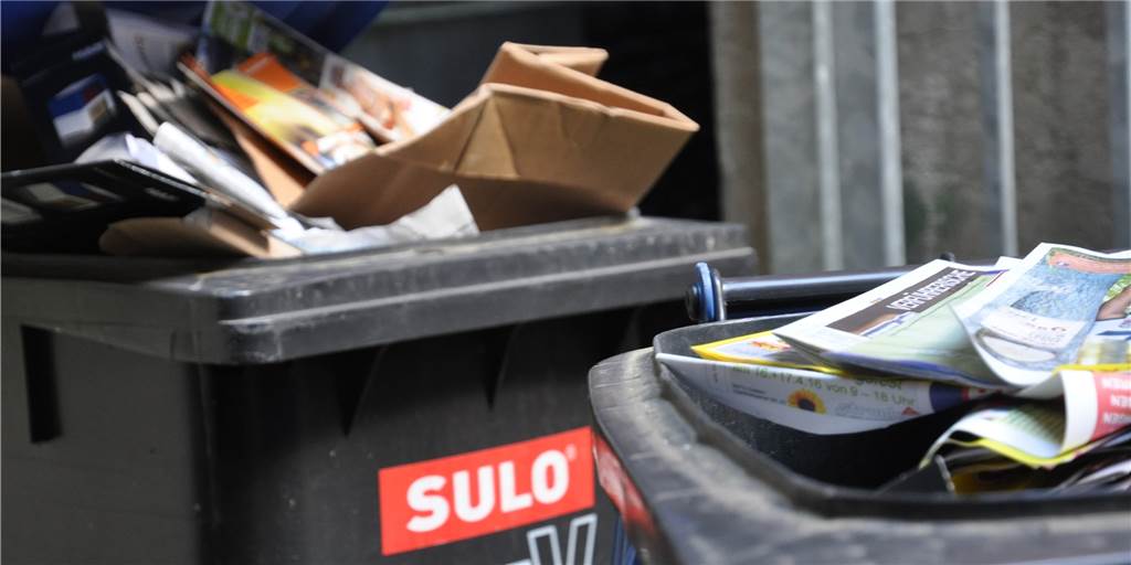 Stadtbetrieb EUV reduziert den Service: Kein Sperrmüll, keine Papiertonne, kein Bringhof Die Papiertonnen wird der EUV ab der kommenden Woche erst einmal nicht mehr leeren.