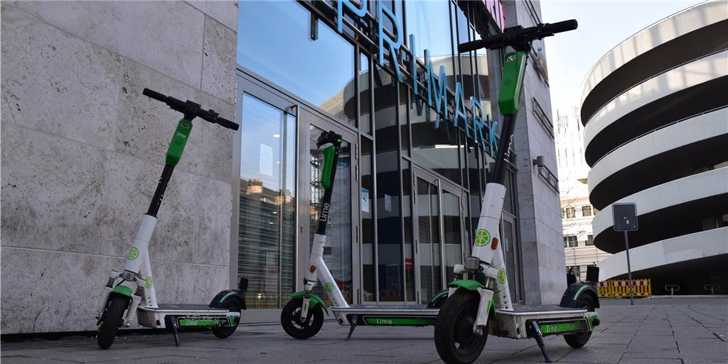 Folge des Coronavirus: Erste E-Scooter-Verleiher stellen Betrieb in Dortmund ein E-Scooter in Dortmund.