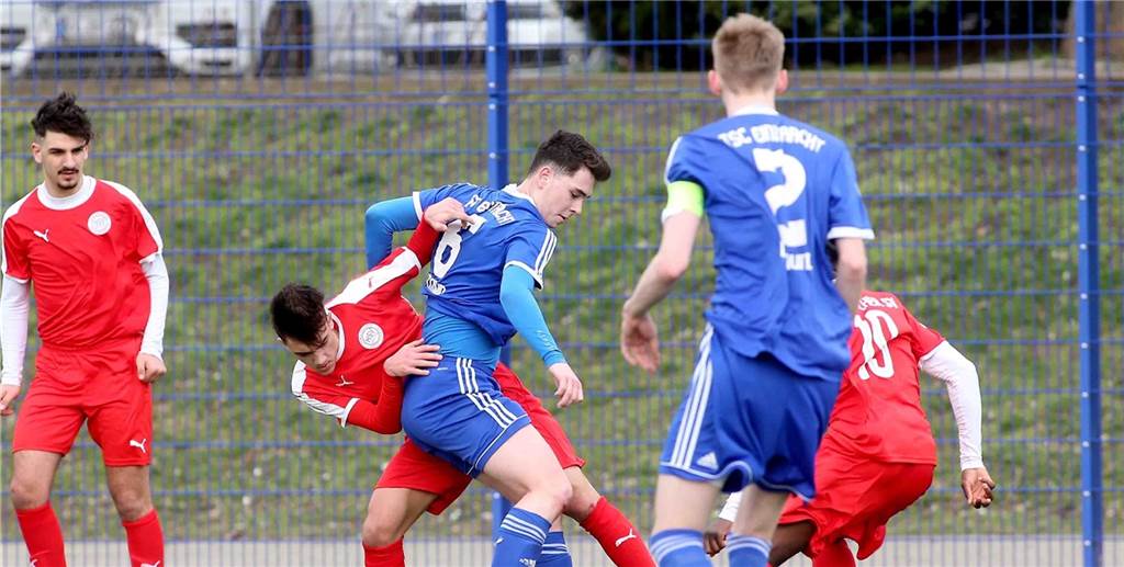 Wegen Coronakrise: Bundesliga-Anwärter steht vor Problemen bei Kaderplanung Die Jugendteams des TSC Eintracht (blaue Trikots) und des Hombrucher SV stecken momentan in den schwierigen Kaderplanungen für die kommende Saison.