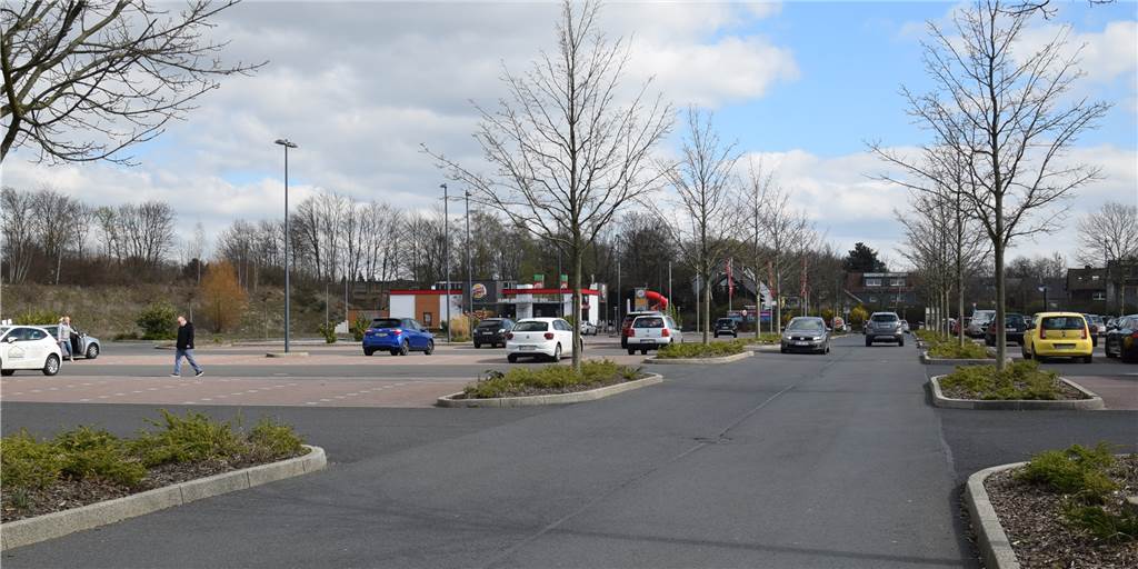 Letzte Einkäufe vor möglicher Ausgangssperre wegen Corona im Westring-Center Letzte Einkäufe vor möglicher Ausgangssperre wegen Corona im Westring-Center