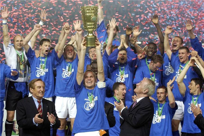 Testen Sie jetzt Ihr Wissen rund um Schalke 04 - Teil 8+1 Testen Sie jetzt Ihr Wissen rund um Schalke 04 - Teil 8+1