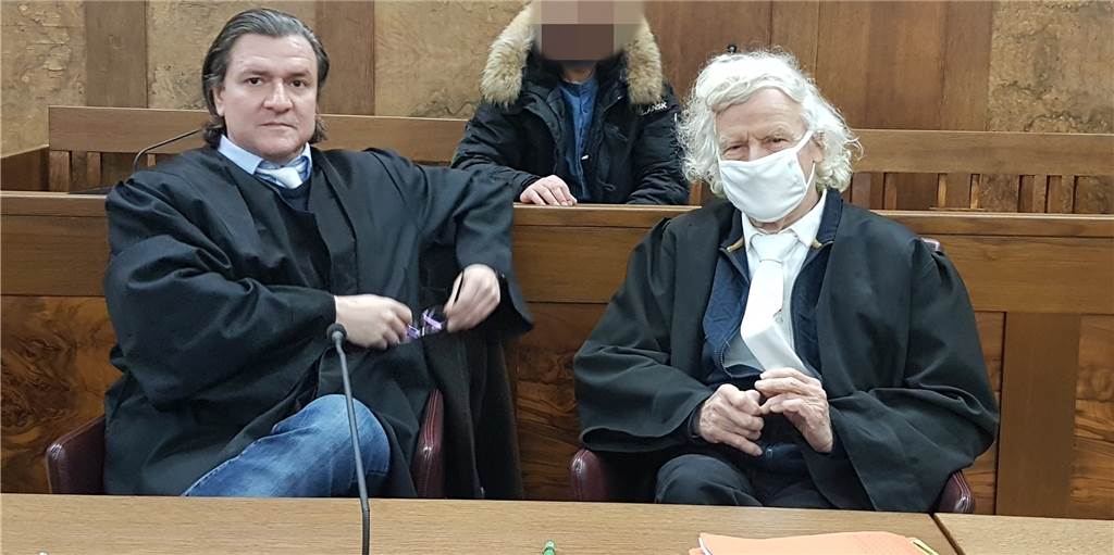 Frau erdrosselt und Leiche im Kanal entsorgt: Ehemann und Familienvater verurteilt Frau erdrosselt und Leiche im Kanal entsorgt: Ehemann und Familienvater verurteilt