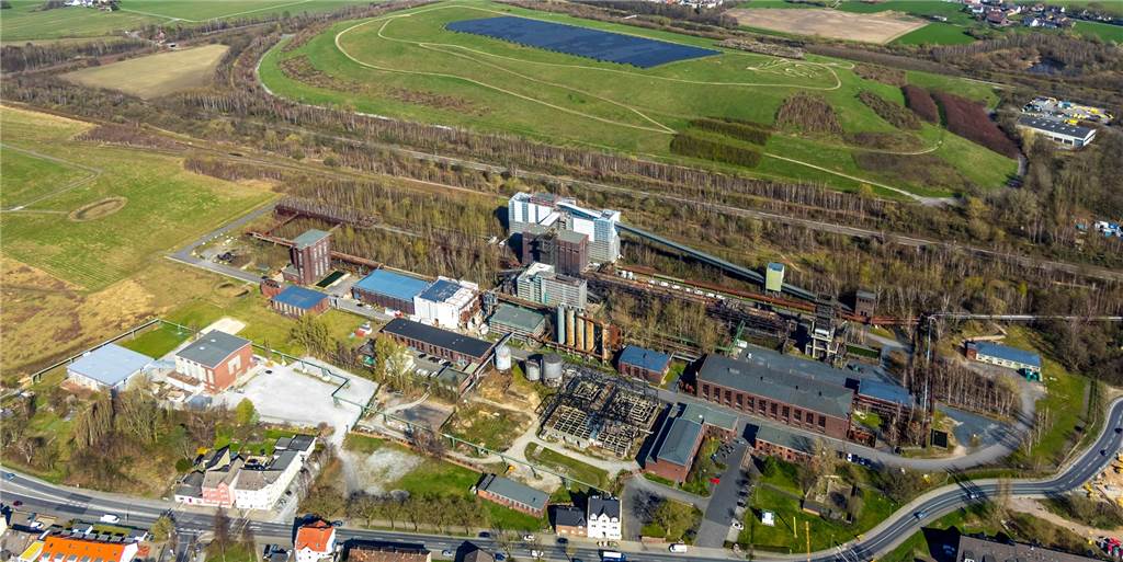 Corona-Krise bremst Planungen für Gartenschau IGA 2027 in Dortmund Die Kokerei Hansa und der Deusenberg (oben) stehen im Mittelpunkt des IGA-Zukunftsgartens „Emscher Nordwärts“ in Dortmund.