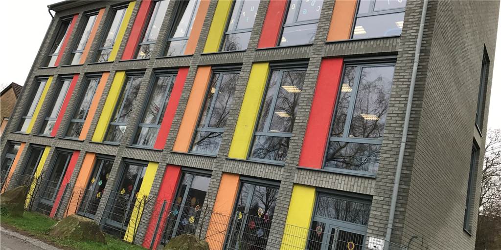 Coronavirus-Infektion im Umfeld der Lindenschule in Frohlinde In einer Familie um Umfeld der Lindenschule in Castrop-Rauxel gibt es einen Coronafall. Die Schulleitung musste schnell reagieren und von allen Eltern Rückmeldung einholen.