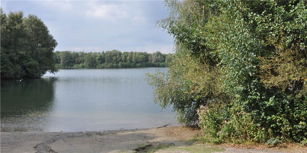 Coronavirus: Kritik an Besuchermassen am Heidesee in Kirchhellen Heidesee Kirchhellen