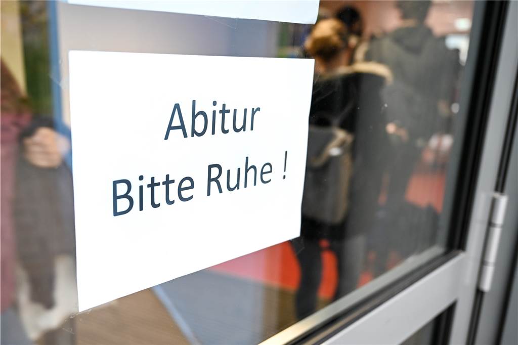 Freiwilligkeit, nur gute Noten für Distanz-Unterricht – Überblick zu Schulen in NRW