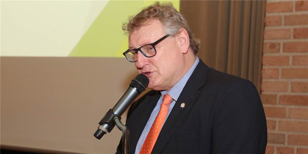 SSV-Chef Michael Merten wehrt sich gegen die Nutzungsgebühren der Stadt SSV-Chef Michael Merten wehrt sich gegen die Nutzungsgebühren der Stadt