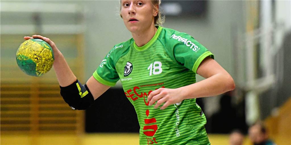 Drei Halternerinnen steigen mit PSV Recklinghausen in die 3. Liga auf Lina Hovenjürgen spielte früher für den HSC Haltern-Sythen, nun ist sie mit der PSV Recklinghausen in die 3. Liga aufgestiegen.
