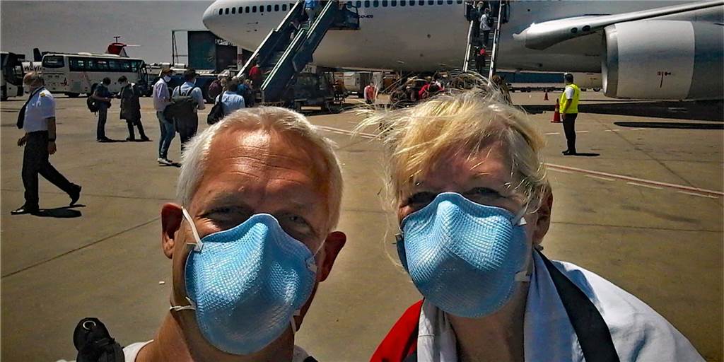Im Polizei-Konvoi zum Flughafen – Corona beendet Reise des Lebens Im Polizei-Konvoi zum Flughafen – Corona beendet Reise des Lebens