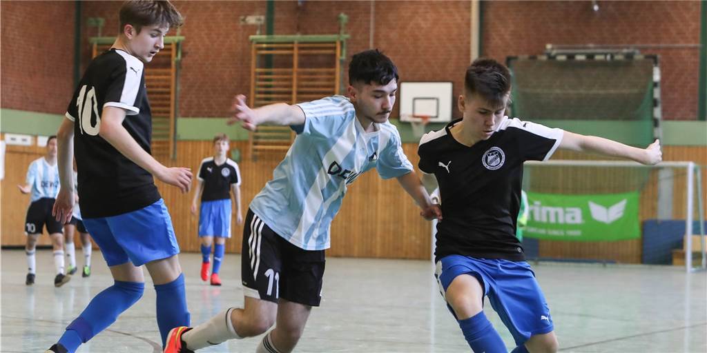 FLVW-Konferenz: Kreis-Aufstiegsregelung im Jugendfußball steht fest Bei der Hallenfußball-Stadtmeisterschaft der Jugend kommen die Juniorenteams des Dortmunder Fußballkreises zusammen. Nun wurde beschlossen, wie mit der aktuellen Saison verfahren wird.