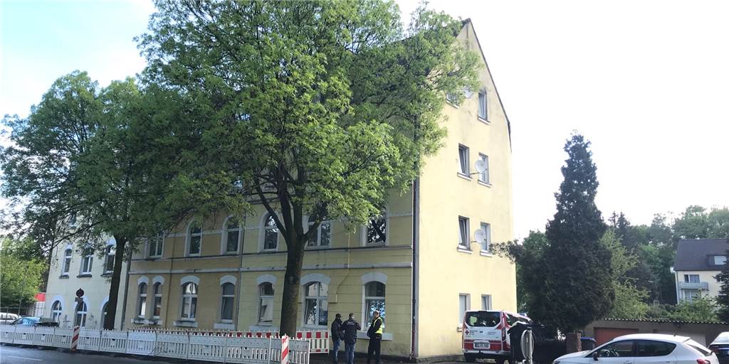 Corona-Massentests in Habinghorst und Merklinde Das Deutsche Rote Kreuz testete am Morgen die Bewohner eines Hauses an der Wittener Straße in Merklinde auf Corona.