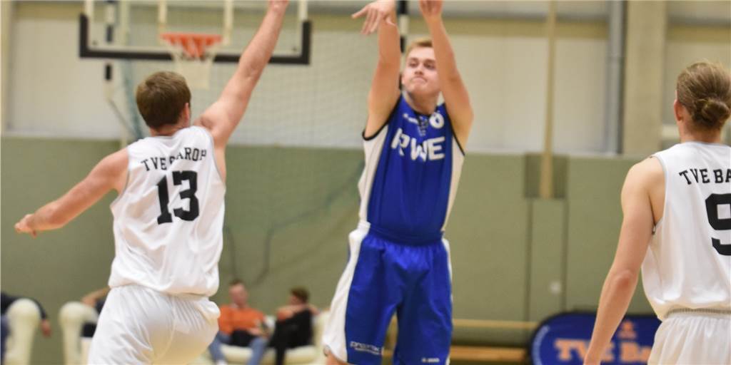 Ex-LippeBaskets-Spieler Alex Grudev führt sein Team zum Klassenerhalt Ex-LippeBaskets-Spieler Alex Grudev führt sein Team zum Klassenerhalt