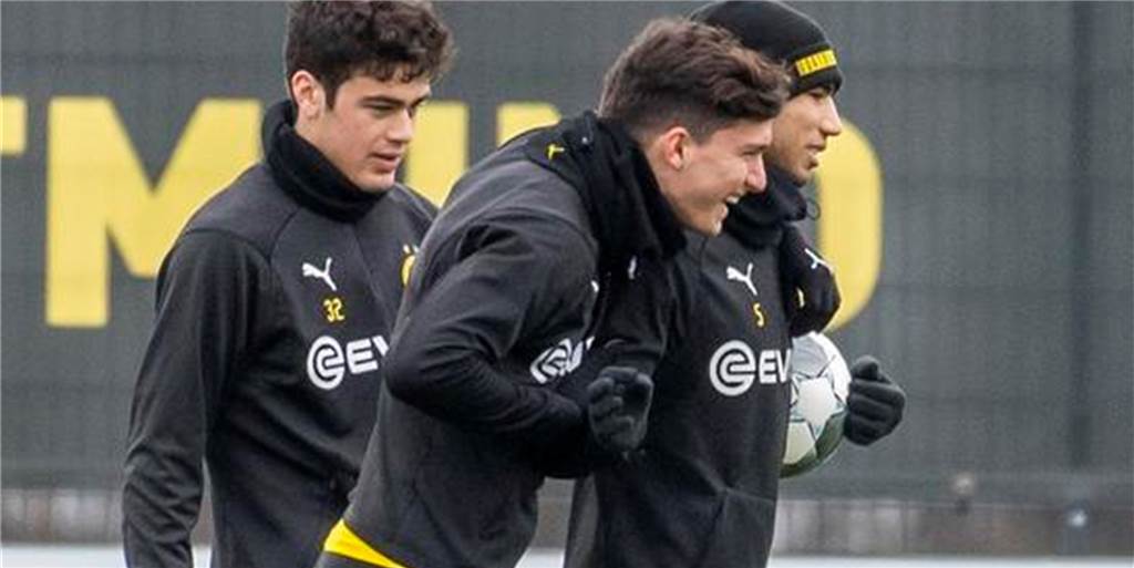 BVB-Star Achraf Hakimi hat einen Termin mit Dortmunder Fußballer und Friseur BVB-Star Achraf Hakimi hat einen Termin mit Dortmunder Fußballer und Friseur