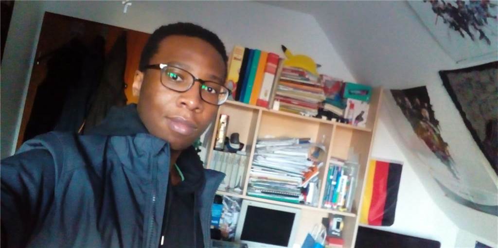 Mit 820 Leuten im Video-Chat: Digitale Uni verändert Studentenleben massiv TU-Studenten wie Nicodemus Kluvi sind in ein ungewöhnliches Semester gestartet.
