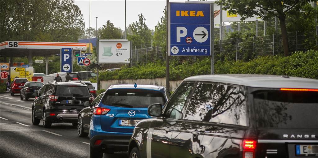 Der Ansturm auf den Ikea-Markt in Dortmund war riesig.