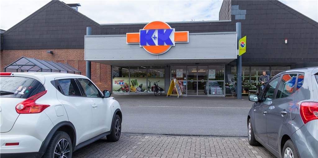 Neubaupläne von K+K treffen in Vreden auf viel Lob und scharfe Kritik Die Tage des alten K+K-Marktes an der Ottensteiner Straße scheinen gezählt zu sein. Der Bauausschuss hat am Dienstag den Neubauplänen der Supermarktkette K+K zugestimmt.