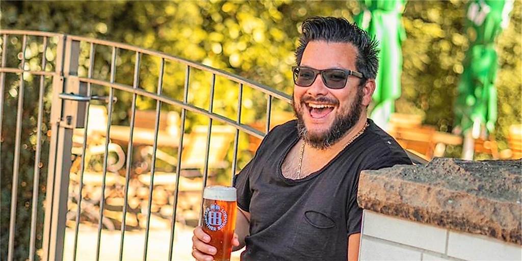 Gastronomen dürfen wieder öffnen – die einen jubeln, die anderen nicht Antonio Link vom "Hopfen und Salz" findet, dass man die Gastronomie-Betriebe zu spät über die geplante Wiedereröffnungs-Möglichkeit informiert habe.