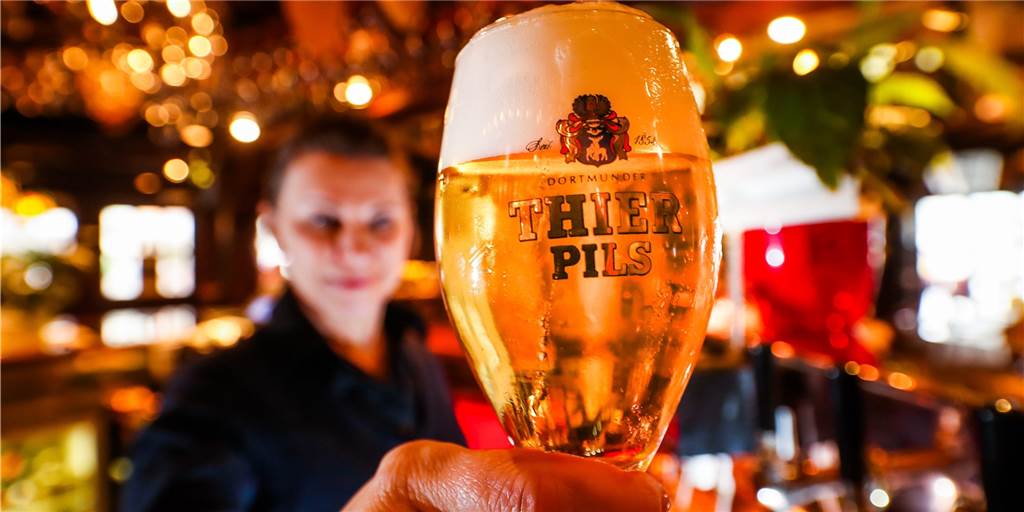 Gastronomen von Landesregierung verunsichert: Wer darf eigentlich öffnen? Dürfen reine Bierkneipen mit Tresen und ohne Speiseangebot am Montag öffnen? Noch fehlt dazu Klarheit vom Land.