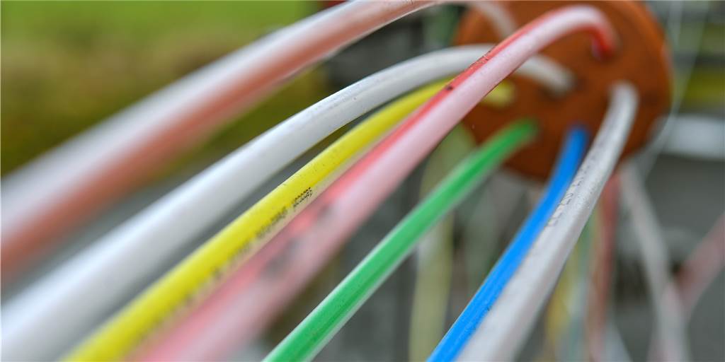 Die ersten Wulfener surfen im Glasfasernetz, andere warten weiter Die ersten Wulfener surfen im Glasfasernetz, andere warten weiter