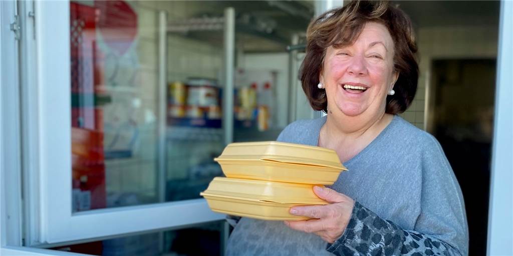 Selmer Restaurants dürfen ab Montag wieder öffnen, es bleibt aber ein Aber Das Restaurant Jakobsrunnen bleibt unter Vorbehalt noch bis zum 17. Mai geschlossen. Annettes Abholschalter feiert an diesem Wochenende sein 50-tägiges Bestehen. Das Essen kann dort weiterhin abgeholt werden.