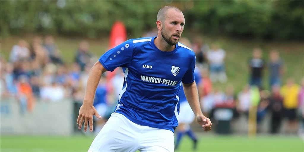 Ex-Profi Marc Kruska wechselt zu einem anderen Castrop-Rauxeler Verein Ex-Profi Marc Kruska spielte in der Saison 2019/20 in der Landesliga für den FC Frohlinde. In der Spielzeit 2020/21 ist er für einen anderen Castrop-Rauxeler Verein am Ball.